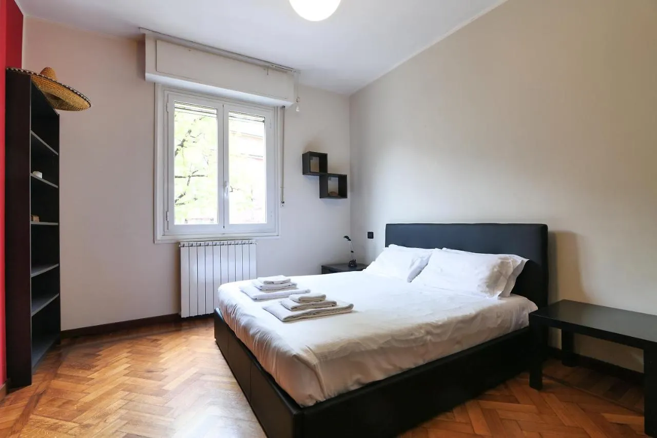 Prestige Boutique Homes -Piazzale Loreto Milano 0*,